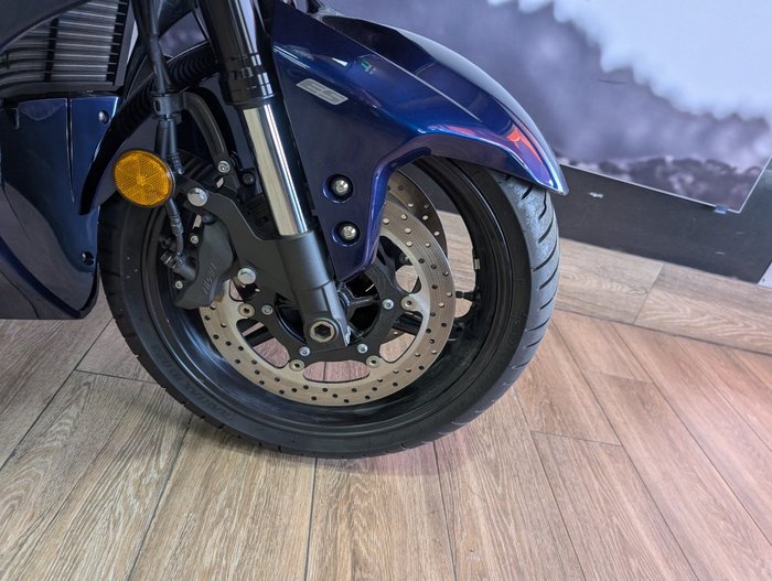 2025 Yamaha FJR1300AE BLUE
