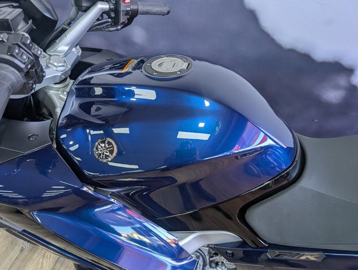 2025 Yamaha FJR1300AE BLUE