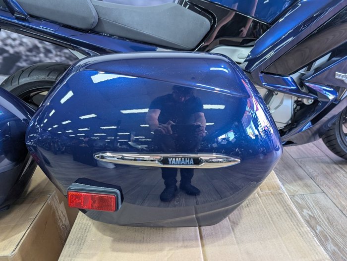 2025 Yamaha FJR1300AE BLUE