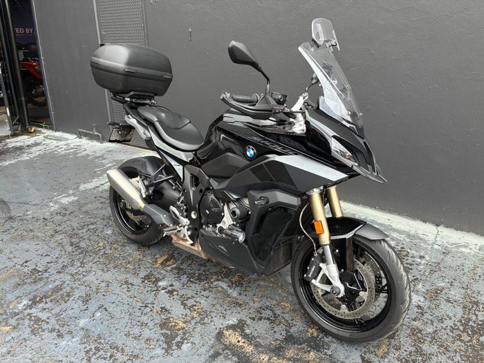 2021 BMW Motorrad S 1000 XR BLACK