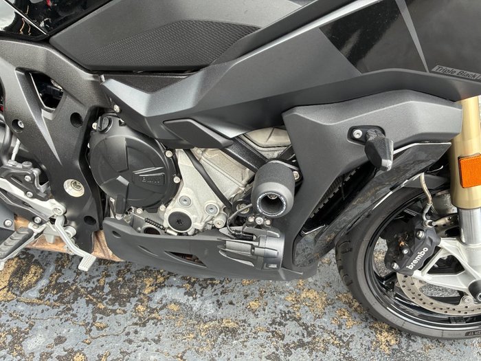 2021 BMW Motorrad S 1000 XR BLACK