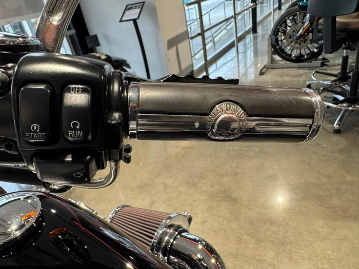 2008 Harley-Davidson Rocker C 96 (FXCWC) Softail Black