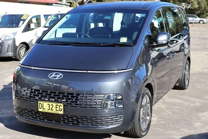 2024 Hyundai STARIA