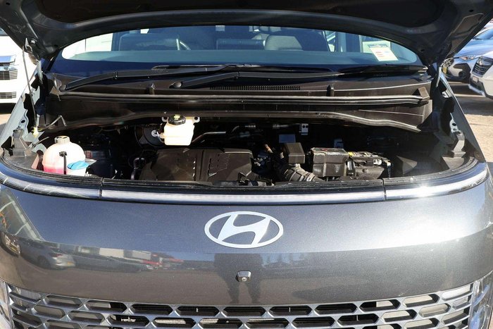 2024 Hyundai STARIA