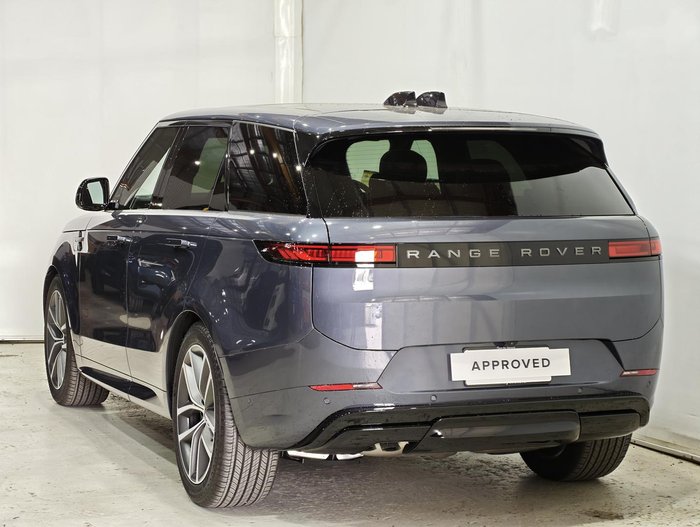 2026 Land Rover Range Rover Sport D300 Dynamic SE