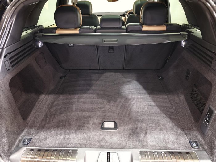 2026 Land Rover Range Rover Sport D300 Dynamic SE