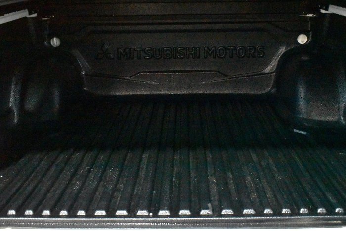 2021 Mitsubishi Triton GLX