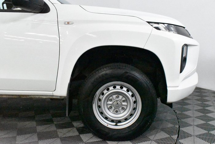 2021 Mitsubishi Triton GLX