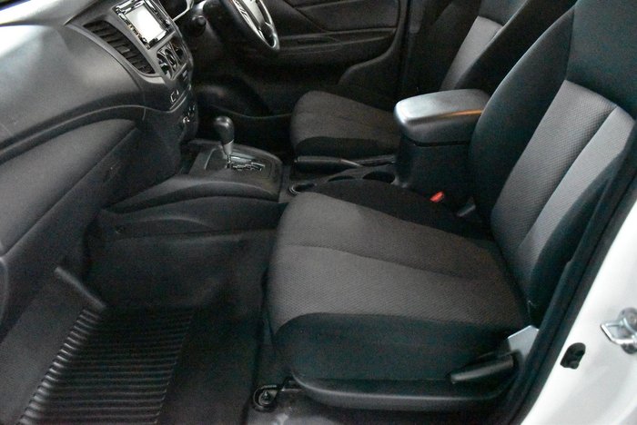 2021 Mitsubishi Triton GLX