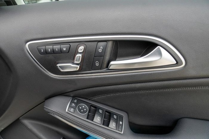 2019 Mercedes-Benz GLA-Class GLA180 Urban Edition