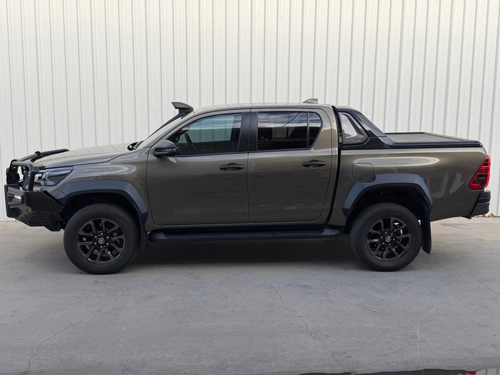 2023 Toyota Hilux Rogue