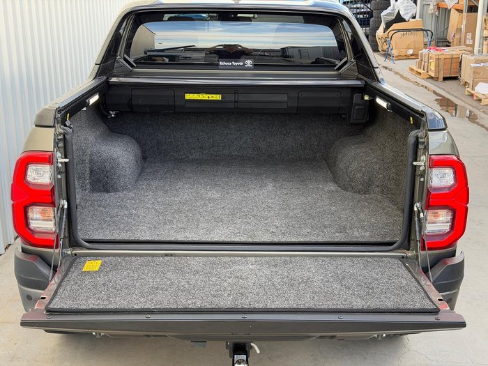 2023 Toyota Hilux Rogue