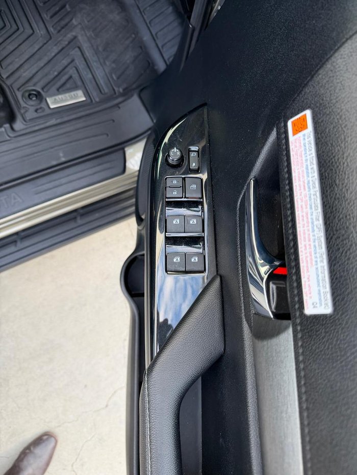 2023 Toyota Hilux Rogue
