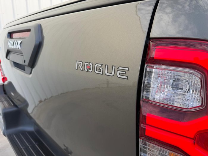 2023 Toyota Hilux Rogue