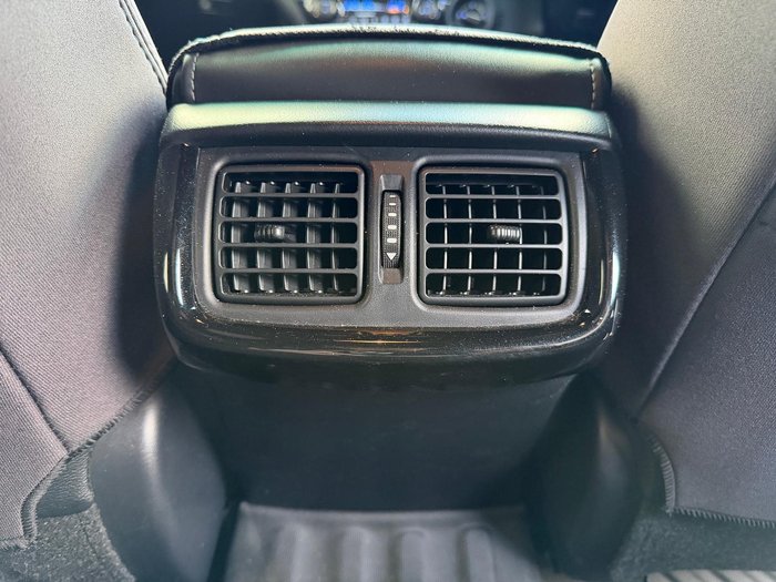 2023 Toyota Hilux Rogue