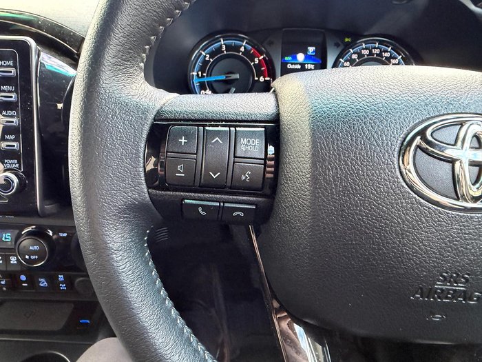 2023 Toyota Hilux Rogue