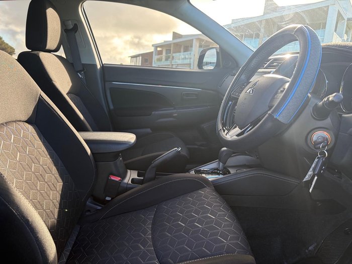 2020 Mitsubishi ASX ES