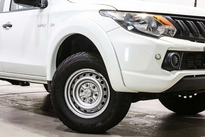2018 Mitsubishi Triton GLX