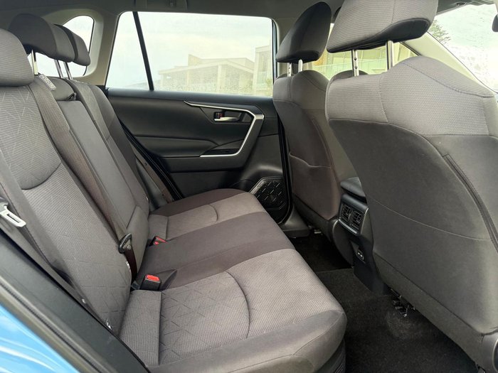 2023 Toyota RAV4 GXL