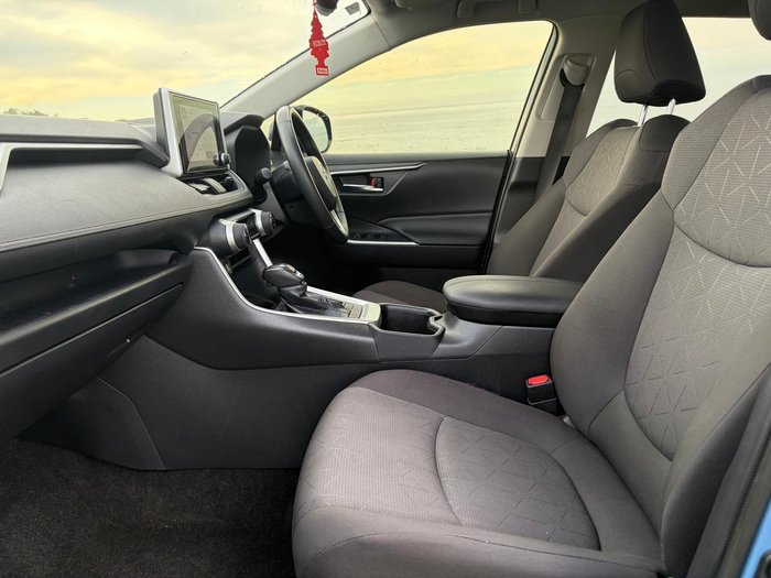 2023 Toyota RAV4 GXL