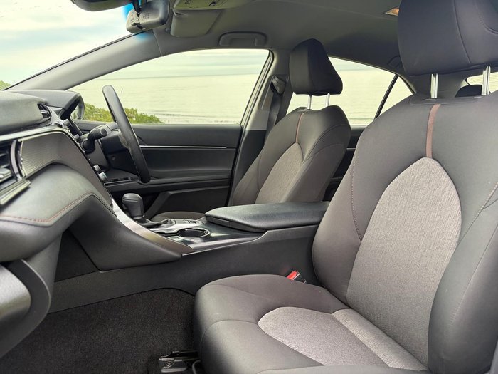 2019 Toyota Camry Ascent
