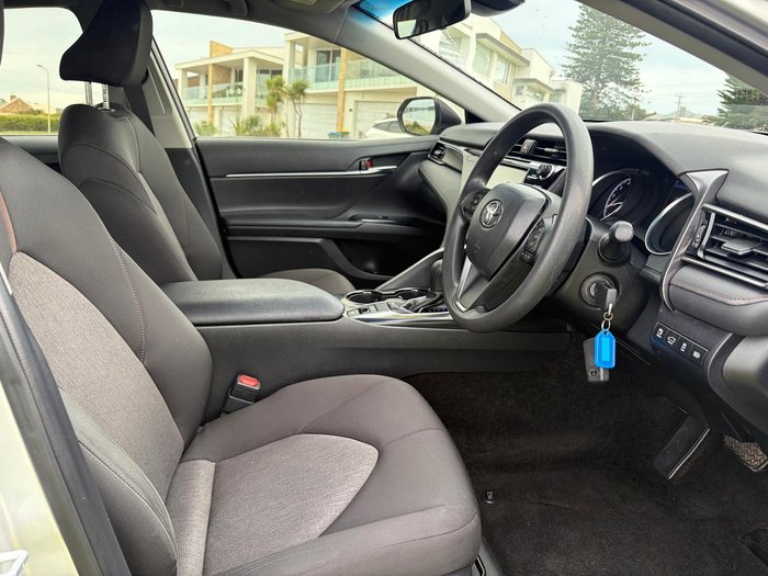 2019 Toyota Camry Ascent