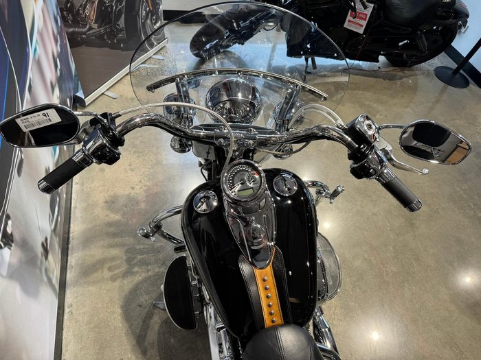 2008 Harley-Davidson Heritage Softail Classic 1584 (FLSTC) Softail Black