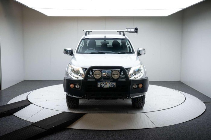 2016 Mitsubishi Triton
