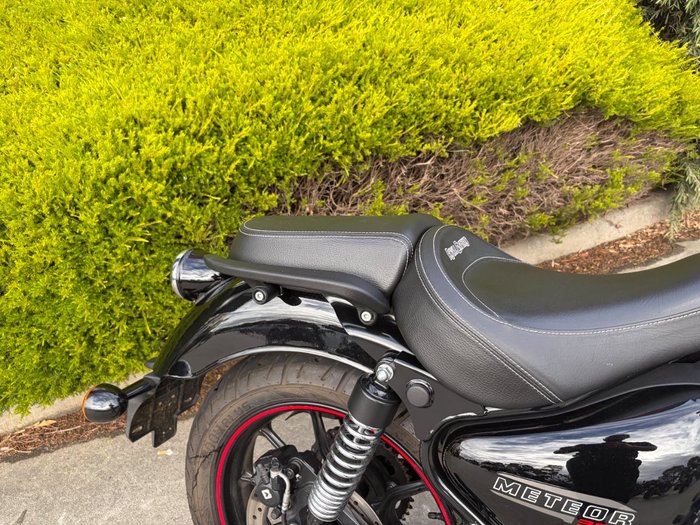 2022 Royal Enfield METEOR 350 FIREBALL Red