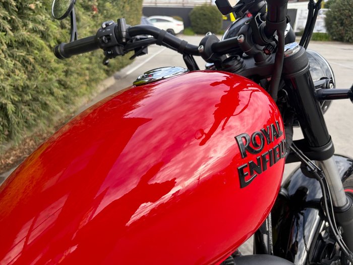 2022 Royal Enfield METEOR 350 FIREBALL Red