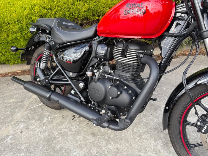 2022 Royal Enfield METEOR 350 FIREBALL Red