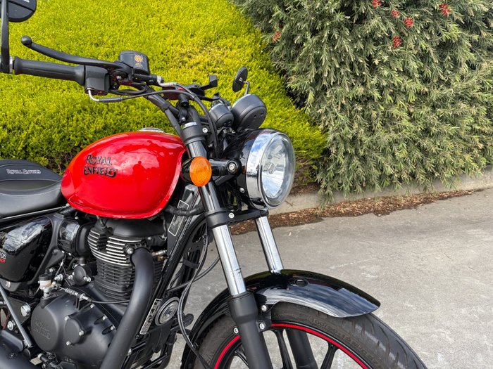 2022 Royal Enfield METEOR 350 FIREBALL Red