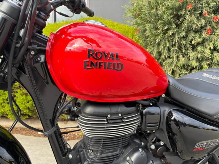 2022 Royal Enfield METEOR 350 FIREBALL Red