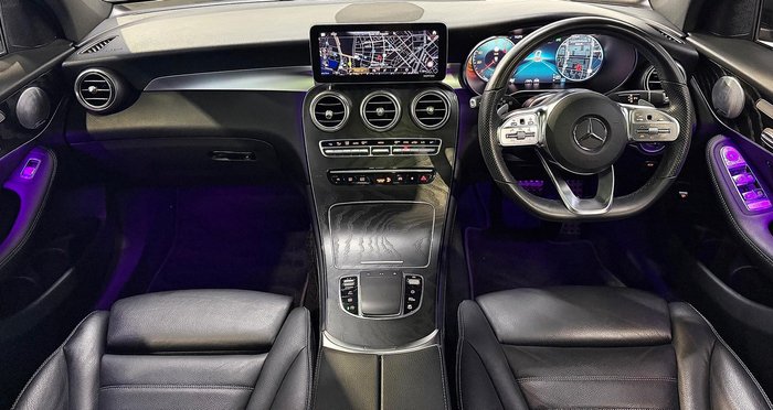 2020 Mercedes-Benz GLC-Class GLC300
