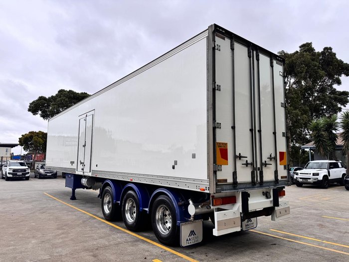 2020 Maxitrans St3