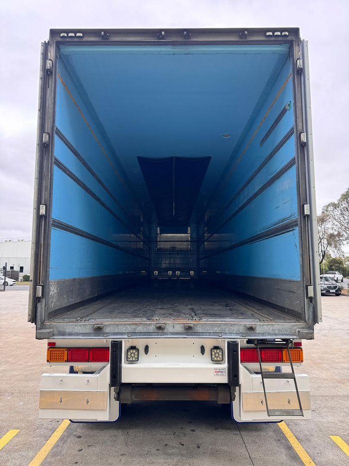 2020 Maxitrans St3