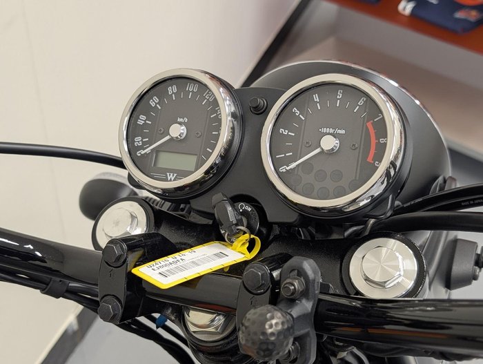 2021 Kawasaki W800 Street W800 Silver