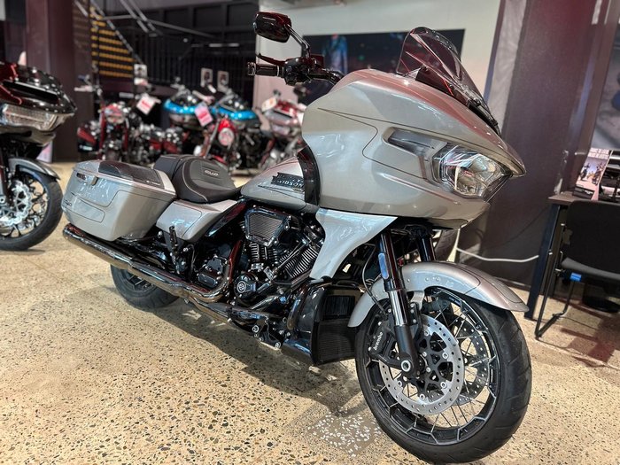 2023 Harley-Davidson CVO Road Glide 121 (FLTRXSE) Touring