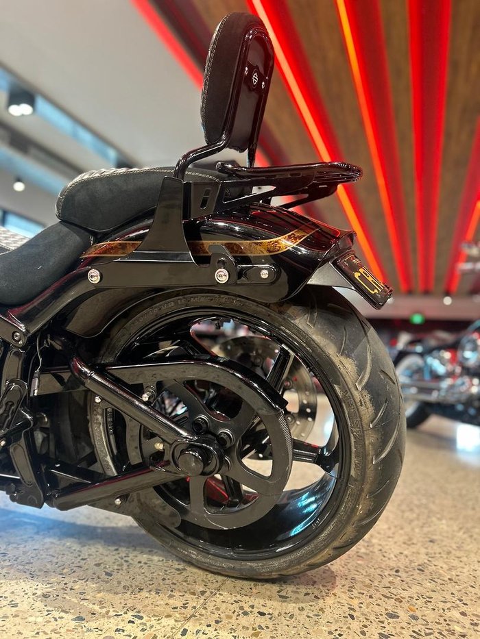 2016 Harley-Davidson CVO Pro Street Breakout (FXSE) CVO Black