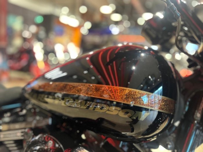 2016 Harley-Davidson CVO Pro Street Breakout (FXSE) CVO Black
