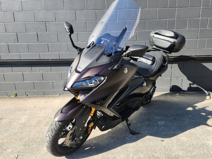 2024 Yamaha TMAX 560 (ABS) RED