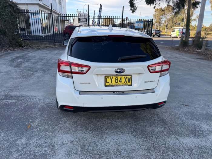 2017 SUBARU IMPREZA 2.0i-S (AWD)