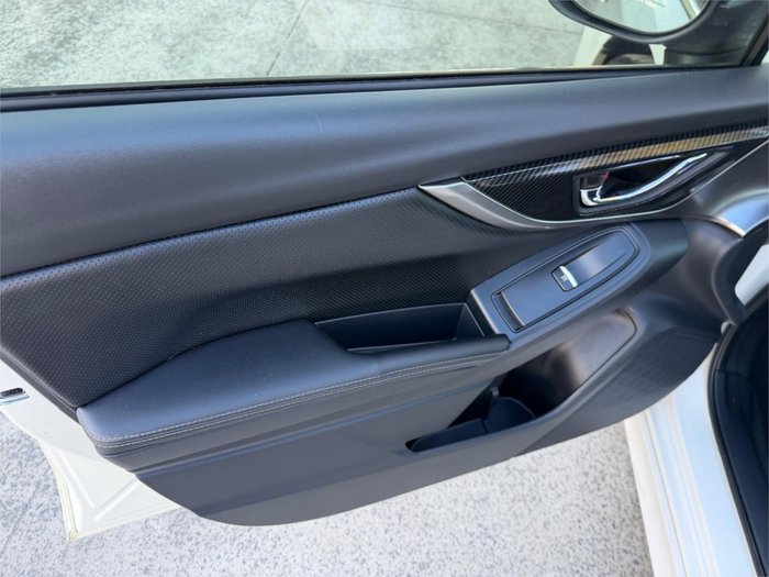 2017 SUBARU IMPREZA 2.0i-S (AWD)