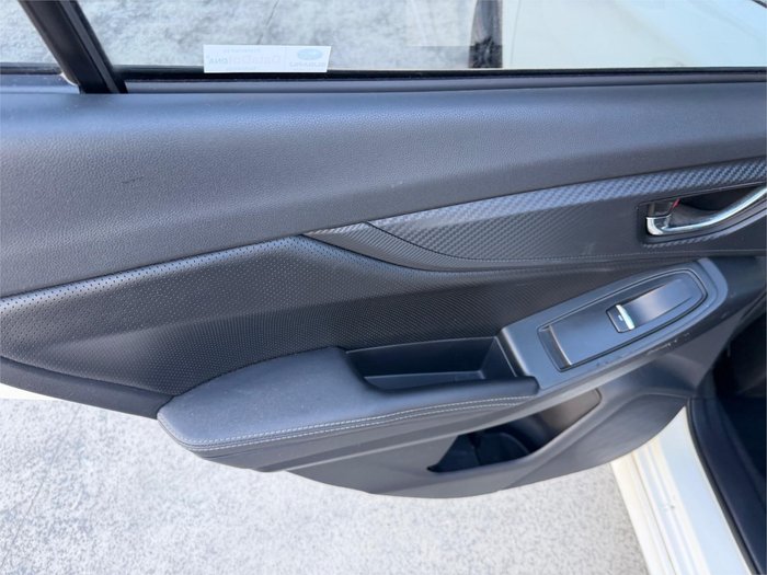 2017 SUBARU IMPREZA 2.0i-S (AWD)