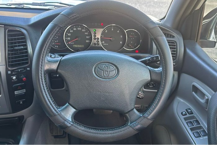 2005 Toyota Landcruiser GXL