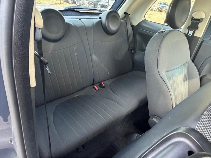 2013 FIAT 500 LOUNGE