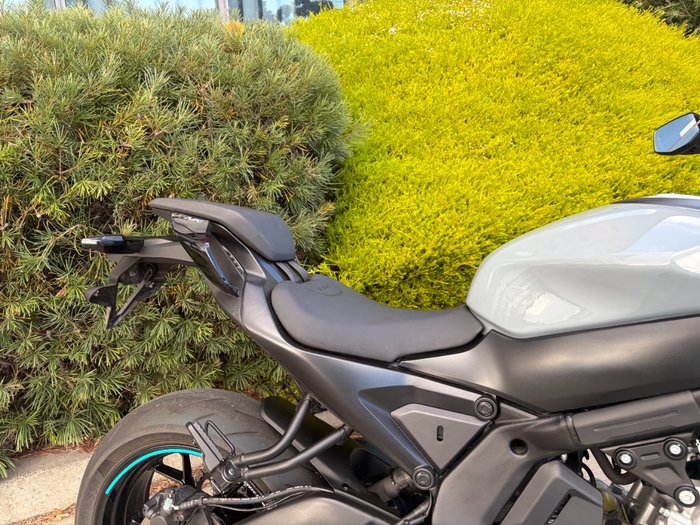 2025 CFMOTO 675 NK