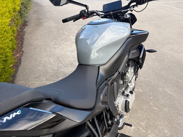 2025 CFMOTO 675 NK