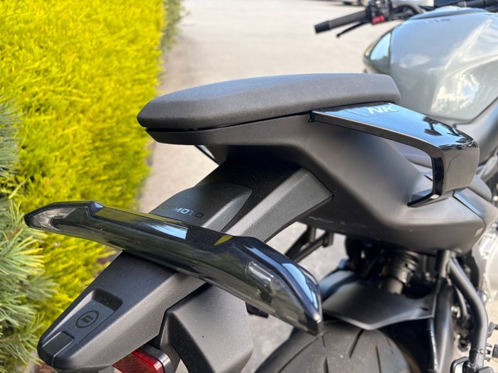 2025 CFMOTO 675 NK