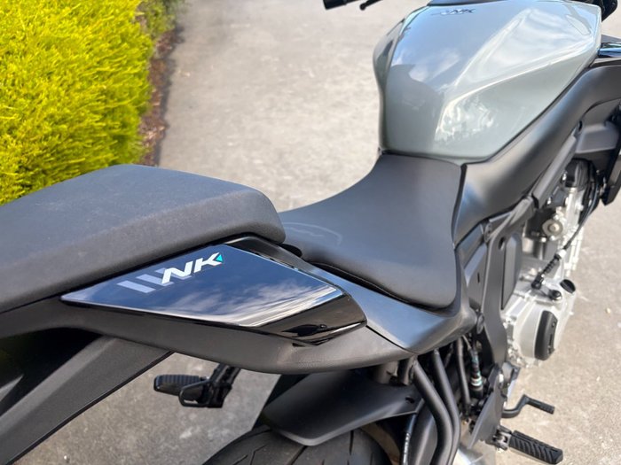 2025 CFMOTO 675 NK